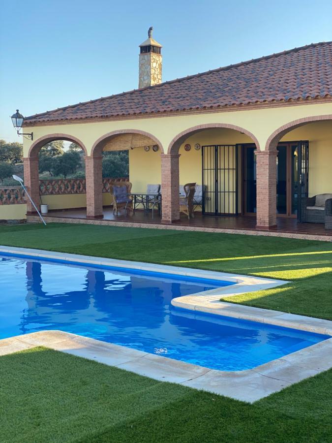 Casa Rural Montes De Trigo Jerez De Los Caballeros Esterno foto